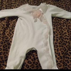 Newborn onesie nwot
